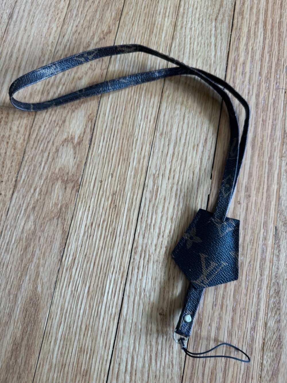 Designer look strap - Picture 2 of 5